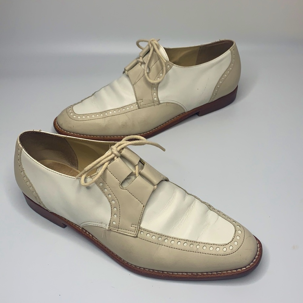 Vintage Kenneth Cole Lace Spectator Oxford Shoes